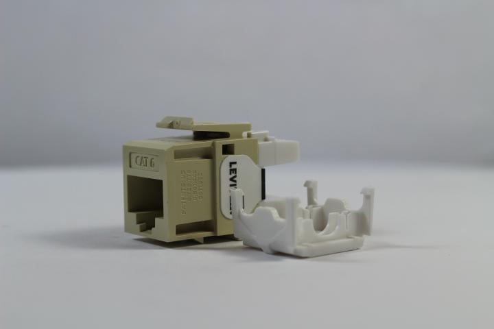 Leviton 61110-RI6 CAT6 RJ45 QuickPort eXtreme Jack Module, Ivory