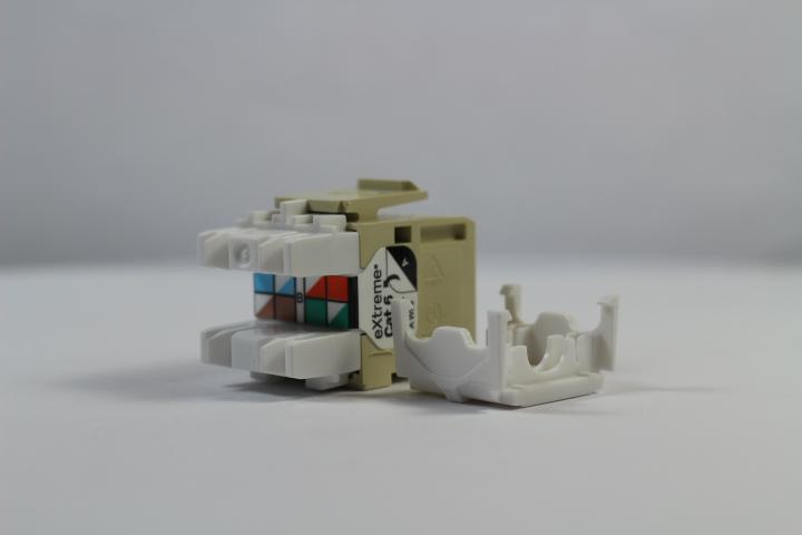 Leviton 61110-RI6 CAT6 RJ45 QuickPort eXtreme Jack Module, Ivory